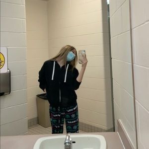 Meet your Posher, Angelina